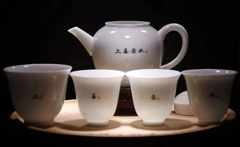 31年景德镇老茶客私藏泡心法：好茶配好器，让你的杯子开口说