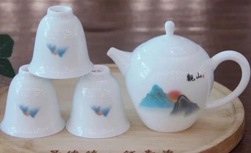 送贵人礼物总踩雷？31年陶礼专家教你用这招破局！