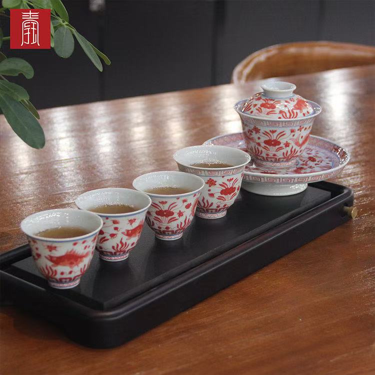 景德钰青•高品【釉里红鱼藻纹 】