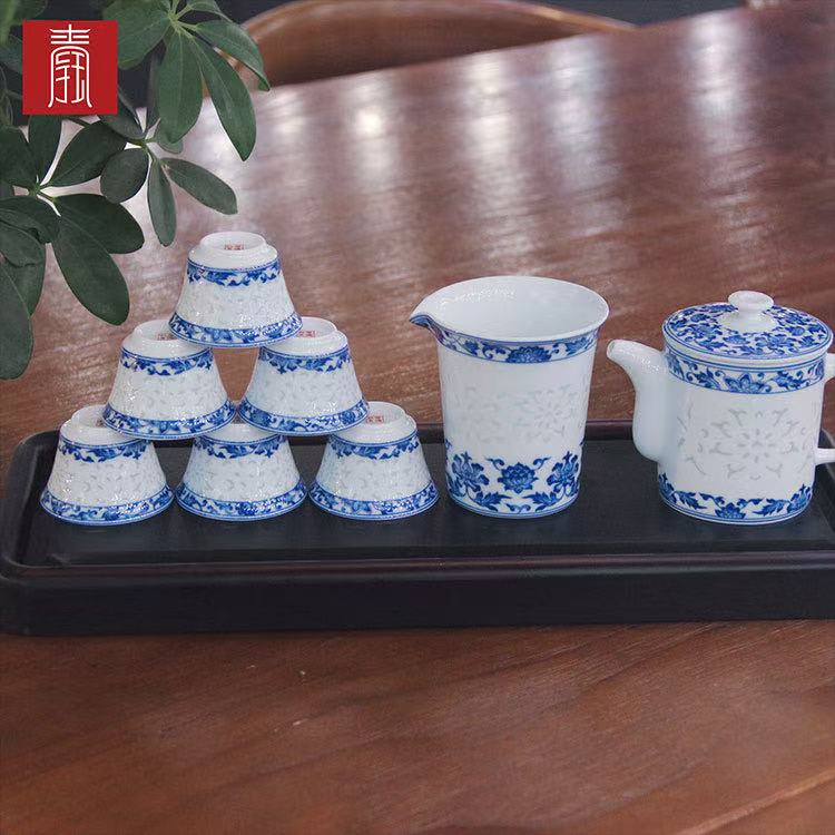 景德钰青•【青花玲珑缠枝莲纹茶器】