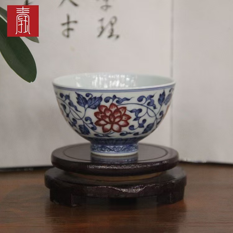 景德钰青•高品【青花釉里红缠枝莲 】