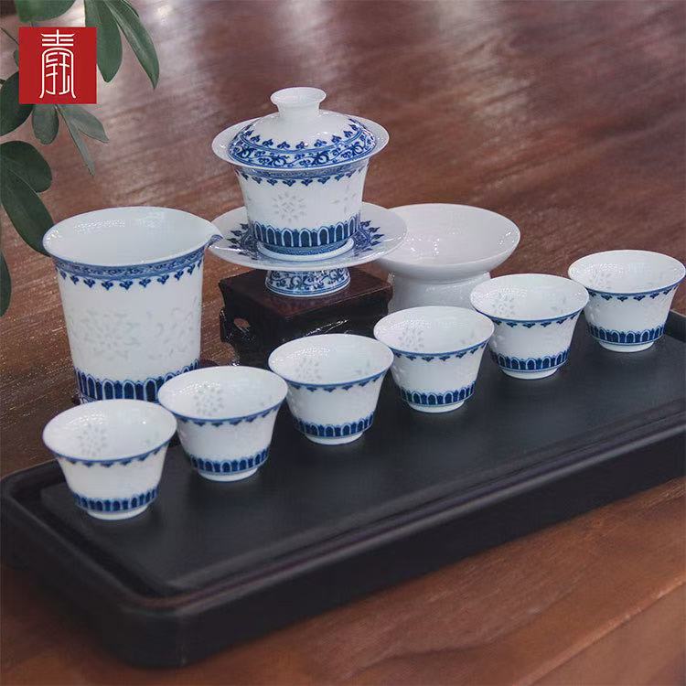 景德钰青•【青花玲珑缠枝如意茶器】