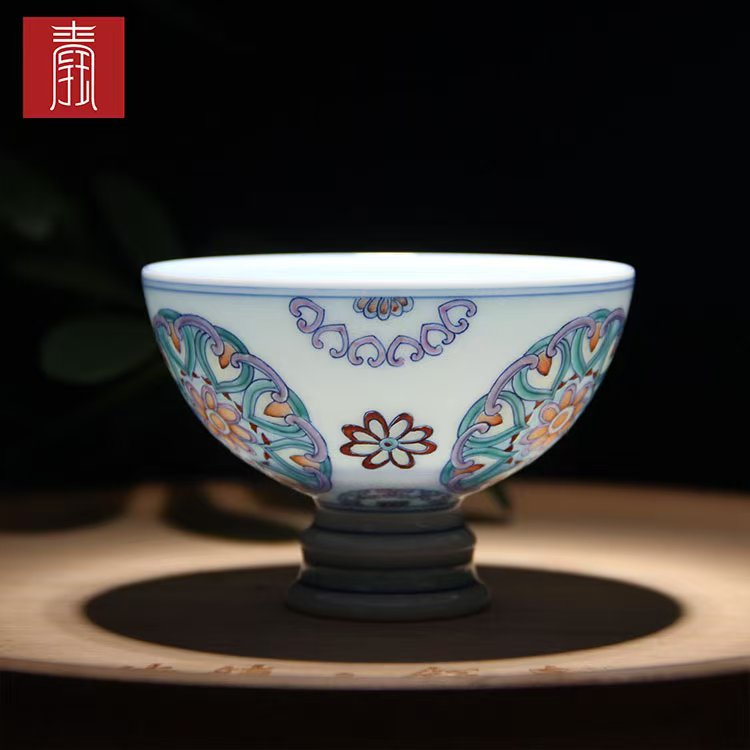 景德钰青•主人杯【宝相斗彩主人杯】